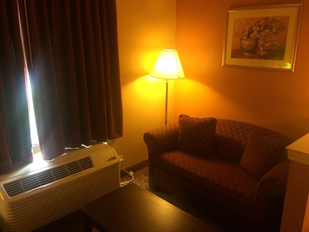 Luxury Suites Ferry Pass Habitación foto